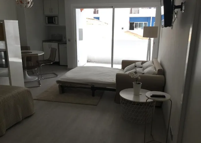 Banus *